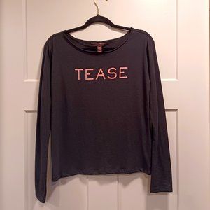 NWT Victoria's Secret- Long-sleeve graphic tee, XS/XP